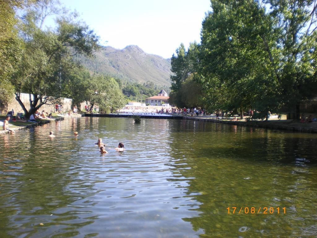 Pension As Termas Bubaces ภายนอก รูปภาพ
